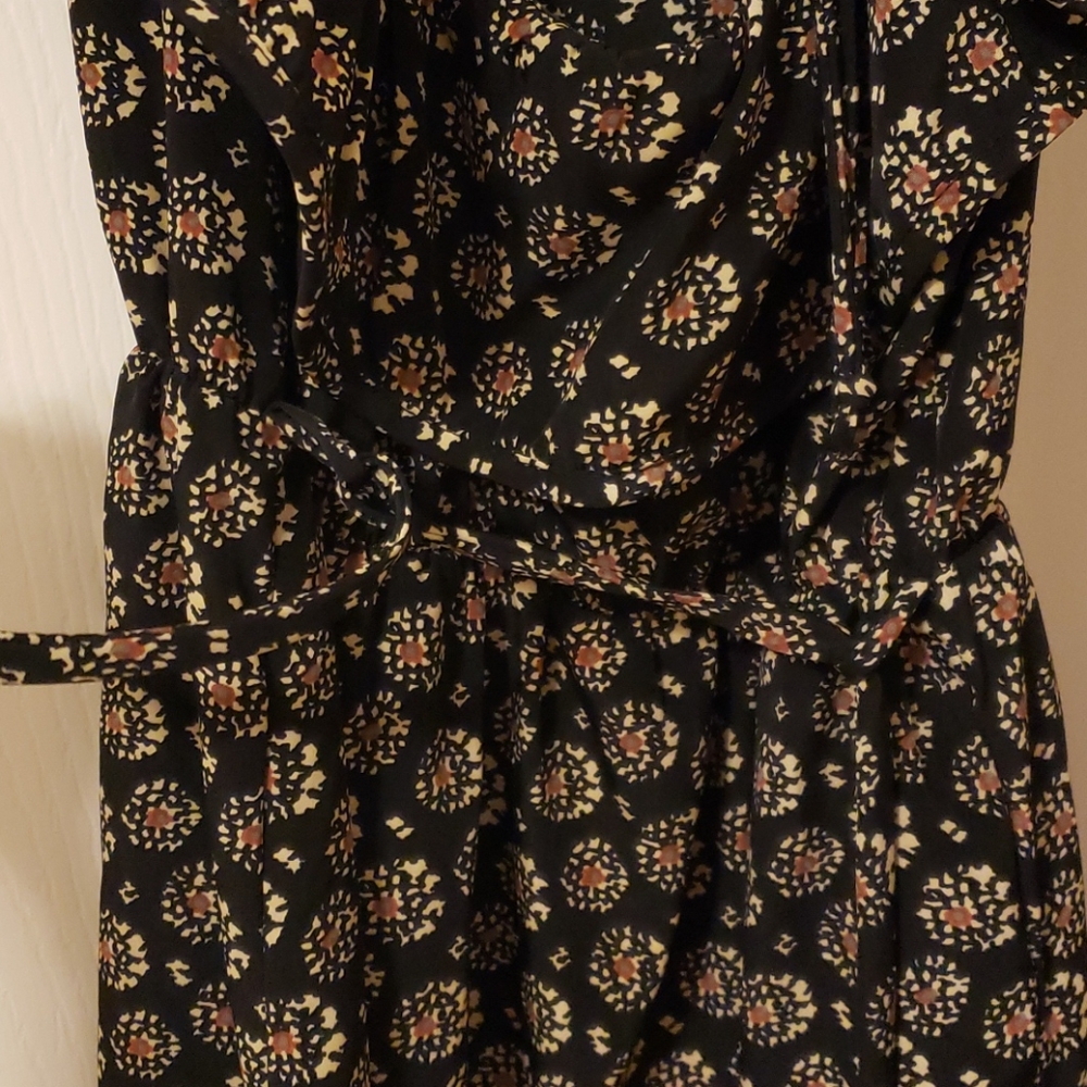 Black Pattern Ruffle Dress - Picture 4 of 4